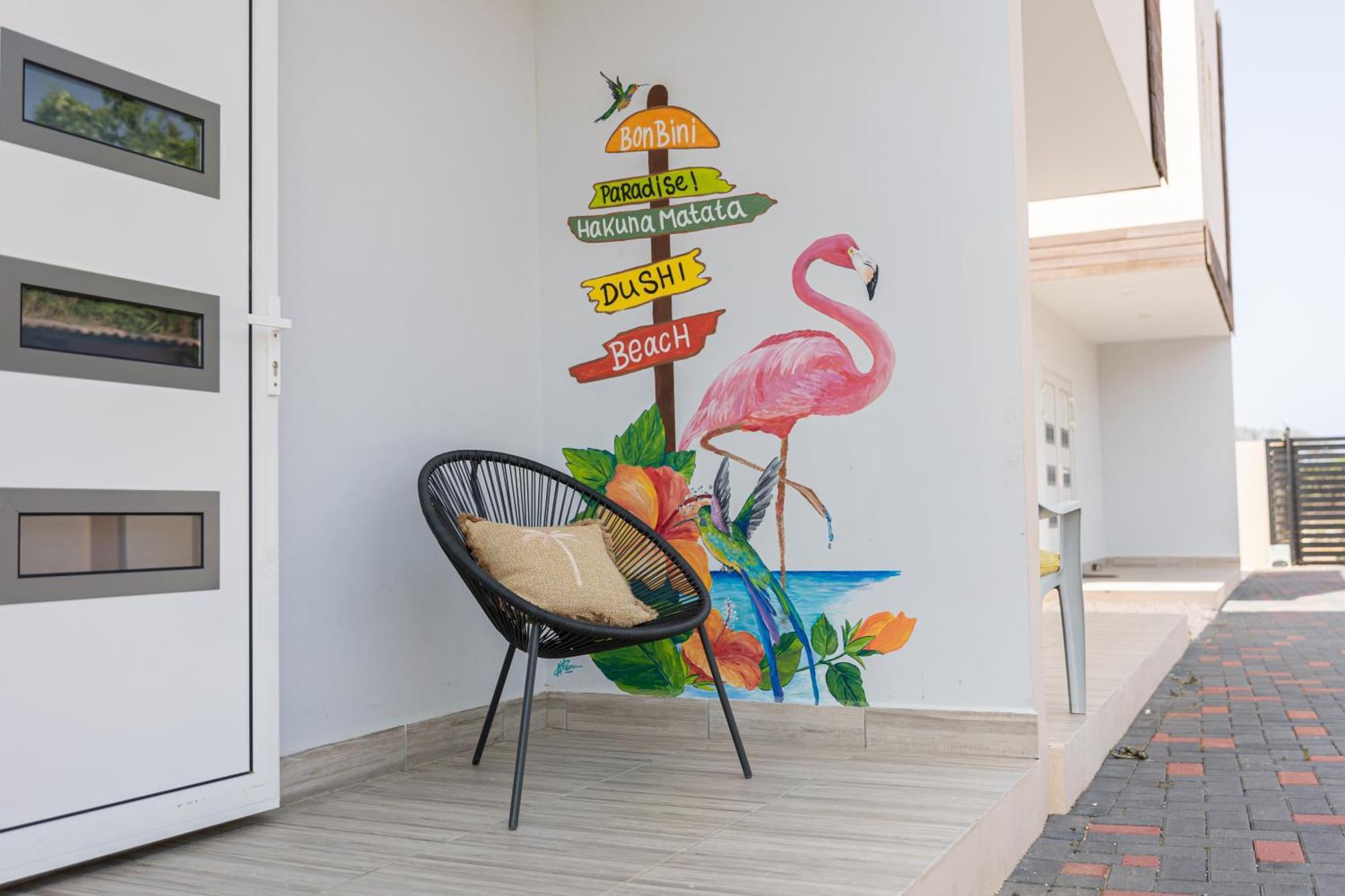 Av Curacao - Centrally Located Spacious Apartment Willemstad Esterno foto