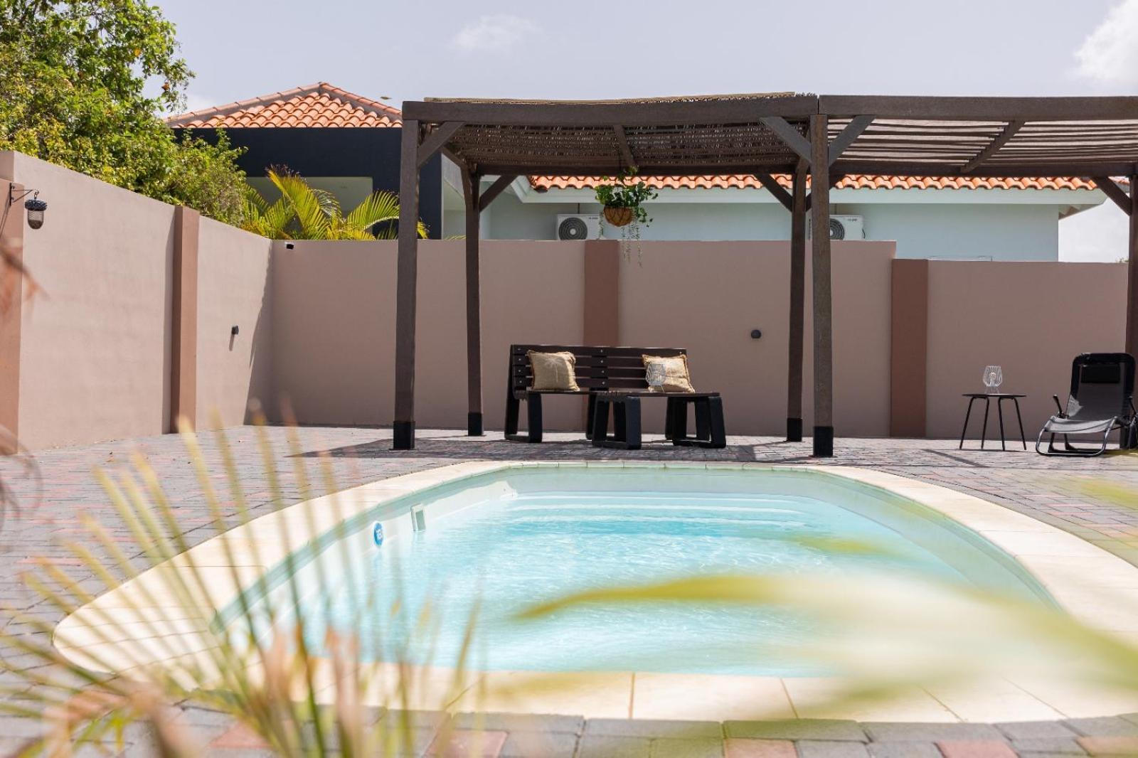 Av Curacao - Centrally Located Spacious Apartment Willemstad Esterno foto